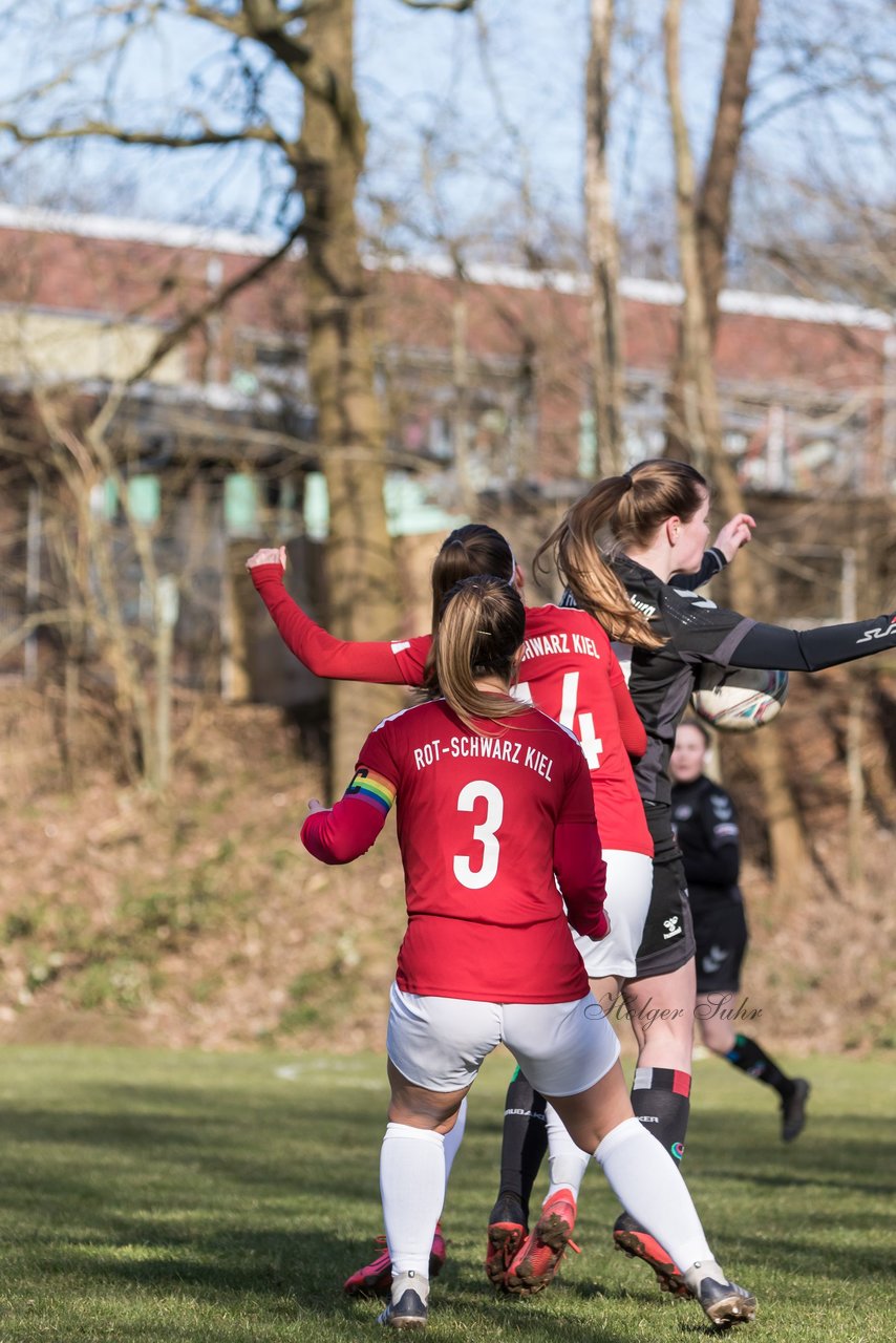 Bild 92 - F Rot Schwarz Kiel - SV Henstedt Ulzburg 2 : Ergebnis: 1:1